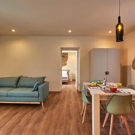 Croce Di Mezzo Farm stay Montalcino